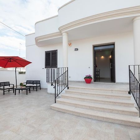 Villa Chiara Леверано Екстер'єр фото